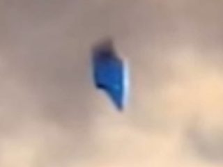 米軍が極秘開発した航空兵器か? 透明になって消えるUFO!