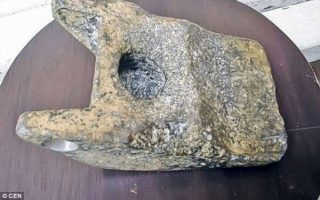 アルミニウム製・超古代オーパーツの謎。25万年前のUFO部品?