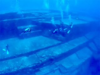与那国島の海底遺跡は、本当に古代遺跡か? 陸上に人面岩も存在した!