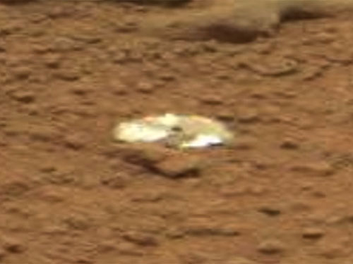 火星地表で発見されたCDまたはDVDディスク