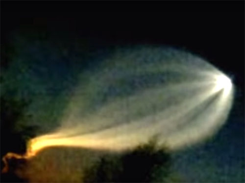 超巨大な怪光がロシア上空に出現 2