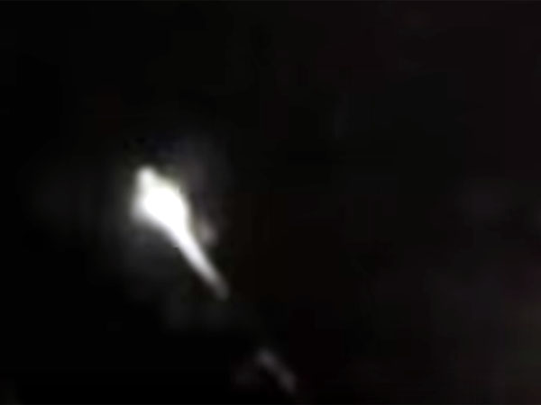 NASAの流星カメラが捉えた謎の発光体2